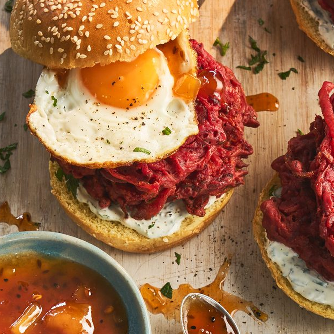 Beetroot bhaji burgers